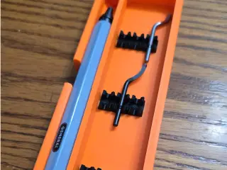 Deburring Magnetic Case