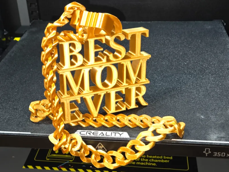 BEST MOM EVER BLING GOLD CHAIN & PENDANT SUPERSTAR AWARD