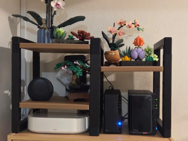 Modular Desktop Shelves