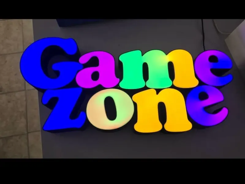 неоновая надпись game zona