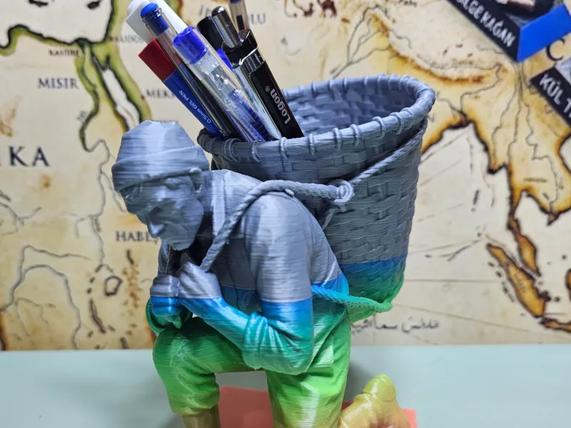 Küfe Pen Holder....