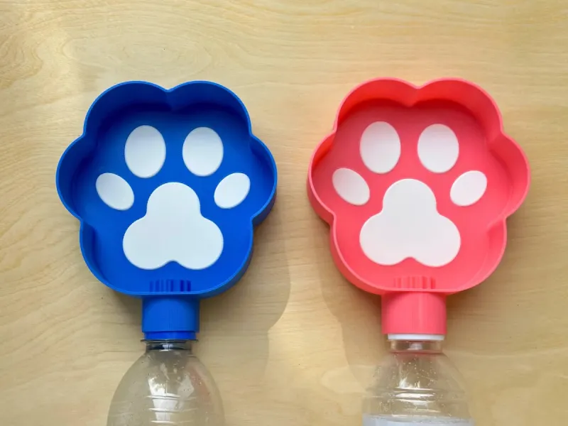Tigela de Água ao Ar Livre para Animais de Estimação com Pegada – Para Cães e Gatos
