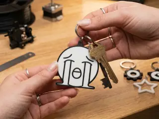 LLavero de Emojis mas Usados en el Mundo - LLorando