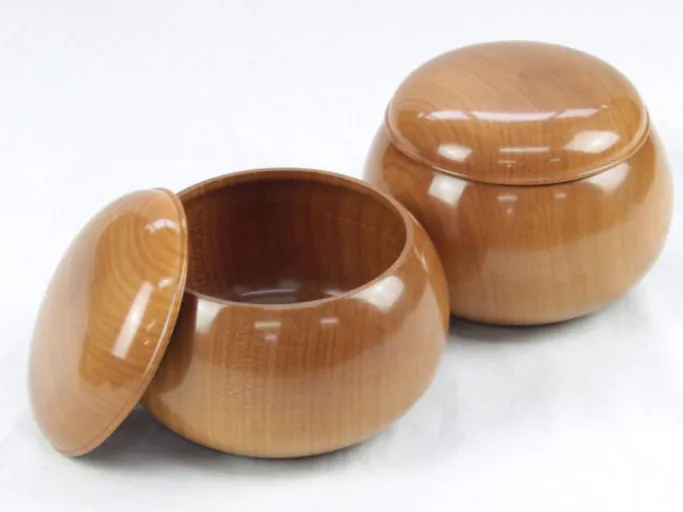 bowl and lid