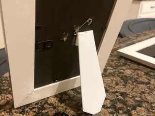 Folding Picture Frame Stand