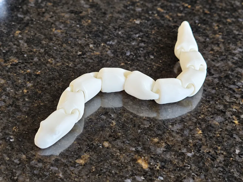 Piccolo Serpente Articolato