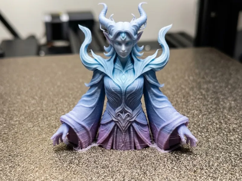 Eidolonul Elfic Extrudat