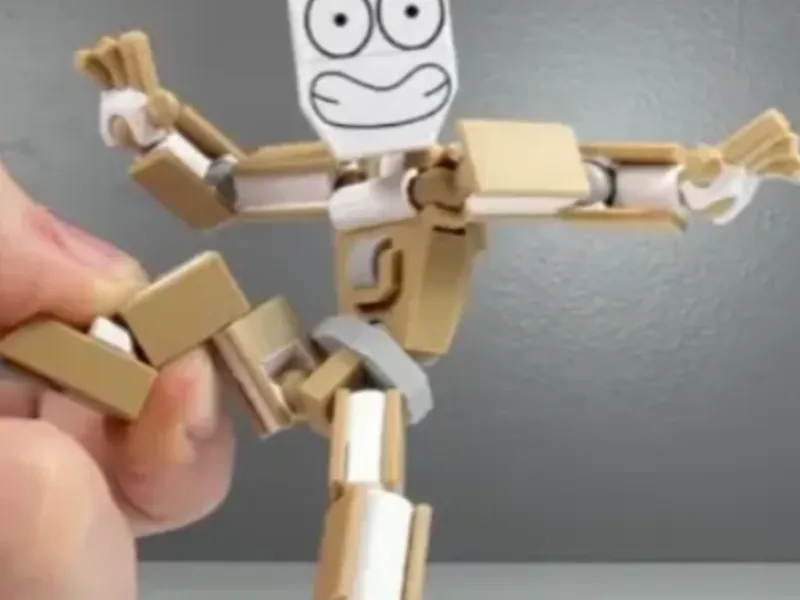 Lofty loftyo figure