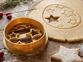Starry Egg Cookie Cutter