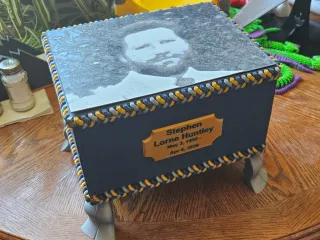 Fancy Urn