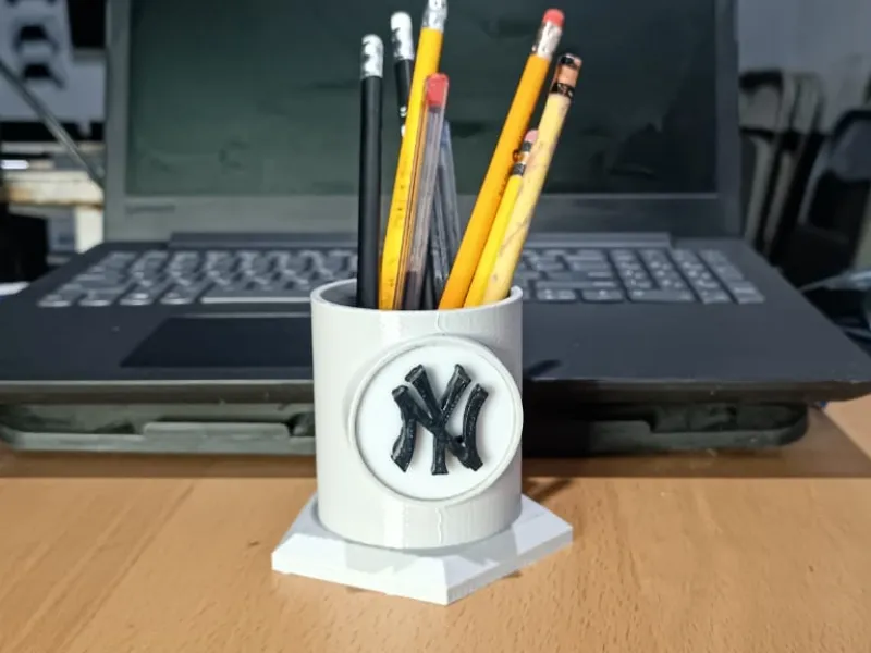 New York Yankees MLB Pen Holder