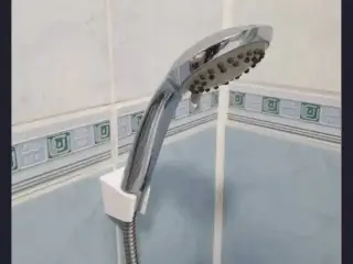 Держатель для лейки душа