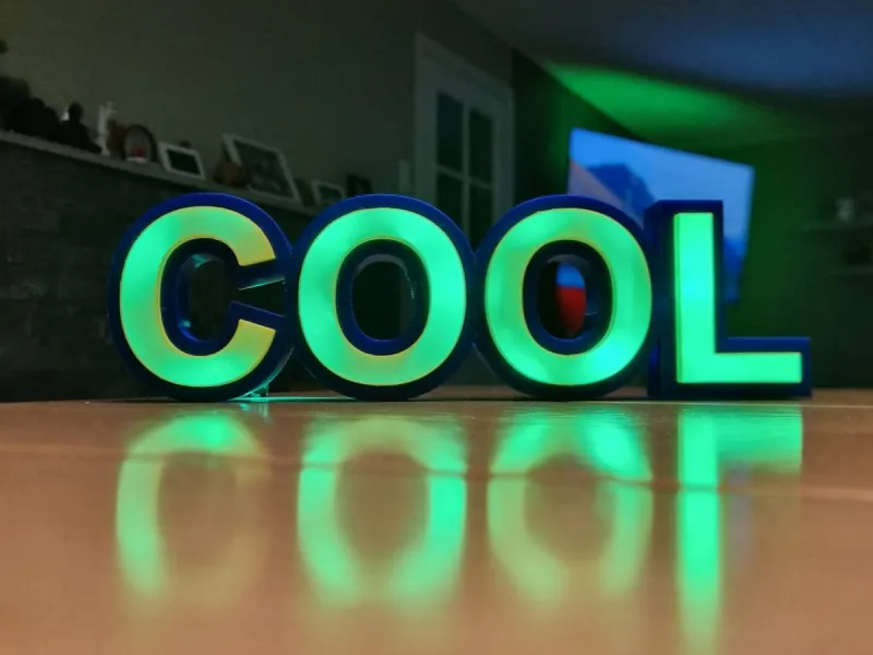 COOL light box