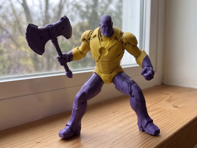 Thanos dans une armure d'Iron Man