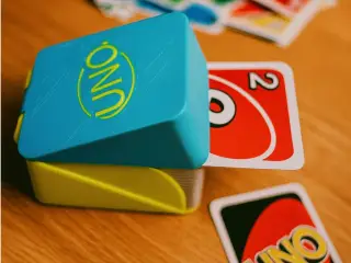 UNO mini cards box