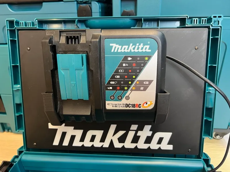 Makita DC18RC Makpac (or wallmount) charger holder