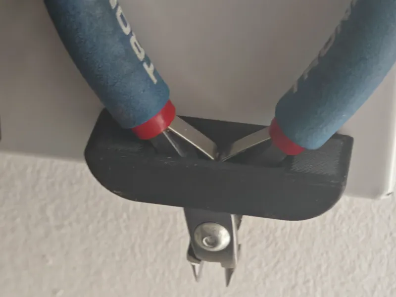 Tang-/kniptanghouder voor pegboard (OBI)