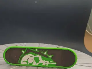 Toxic Finger skate -Board- multicolor table_Binsinmemorian