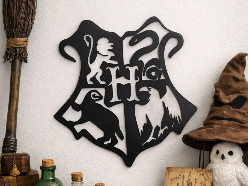 harry potter hogwarts emblem wall decoration