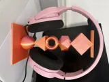 geo headphone holder-0