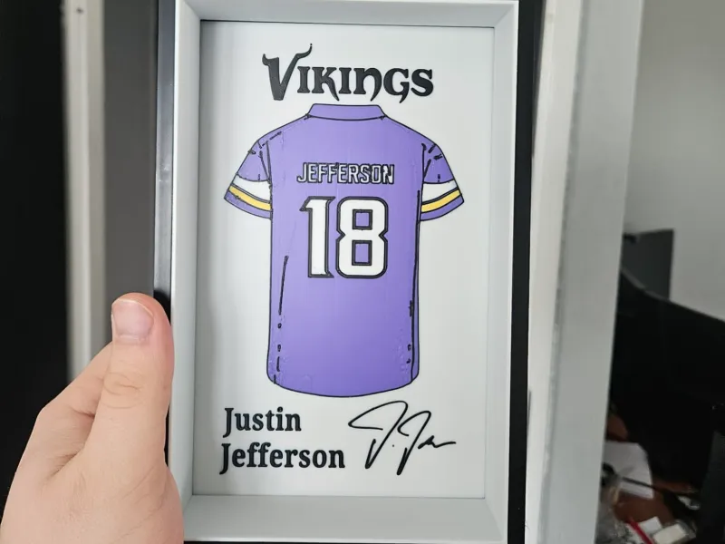 Minnesota Vikings Justin Jefferson trui display
