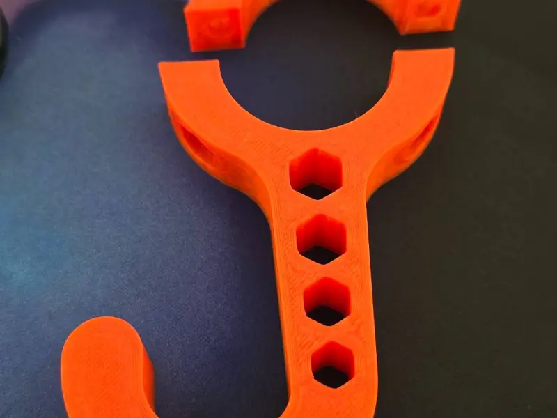 helmet or steering wheel hook (38mm pipe roll cage)