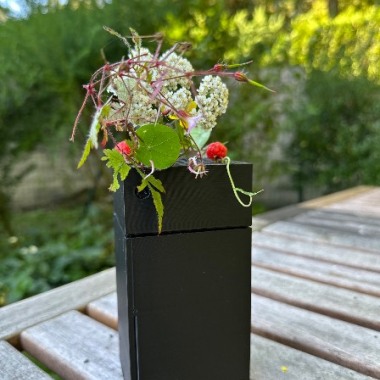 Geek flower pot from gaming console-0