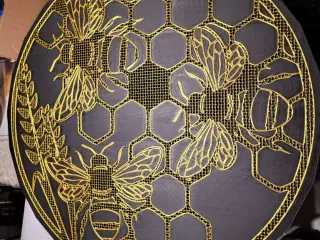 honey bee
