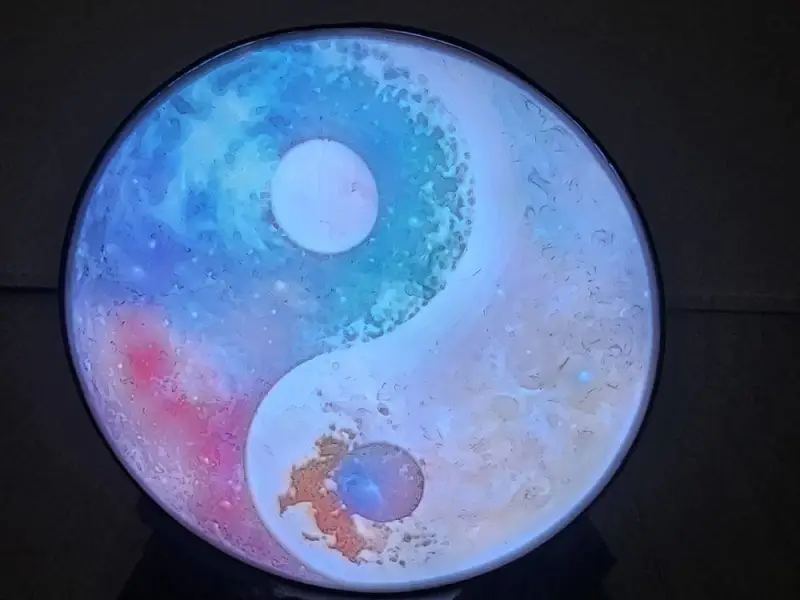阴阳地球岩石透光小夜灯