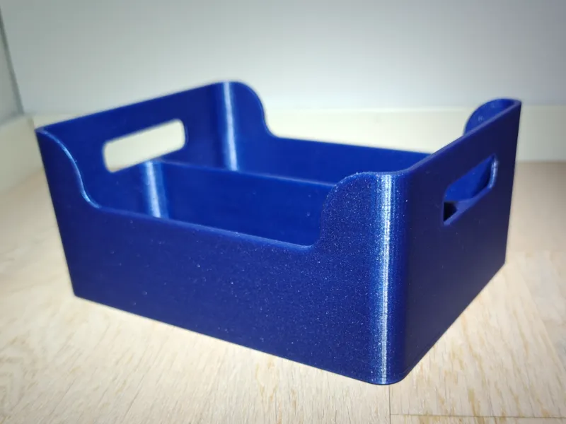 Organizator minimalist de birou cu mânere