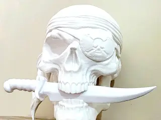 Pirate Skull with Knife- Desk and Wall Displays