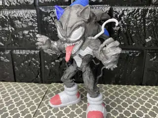 Sonic X Venom