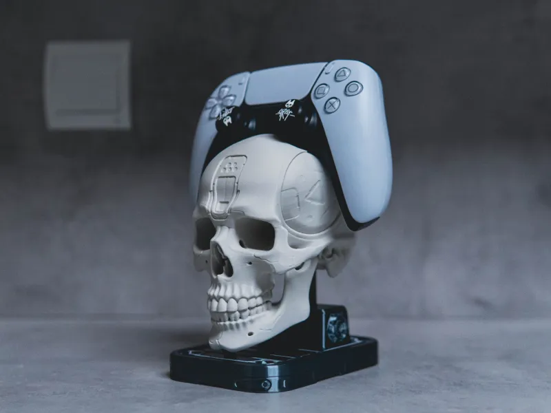 Neural Relic — Cyber Skull PS5 Controller Stand