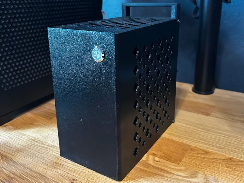 ITX-Computer-SFF-Gehäuse: 3,73 l, einfache Montage