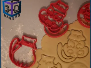 Cats cookie cutter