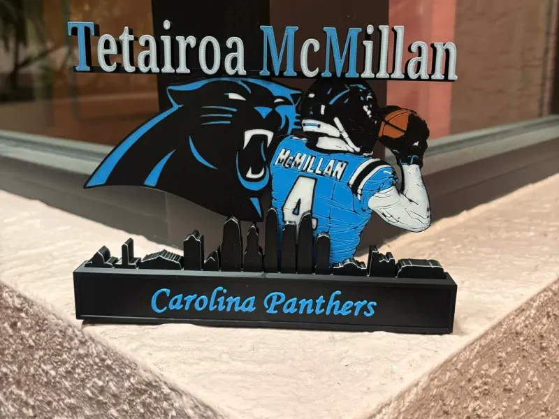 NFL - Carolina Panthers Tetairoa McMillan expositor