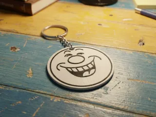Keychain Emoji _ risueño