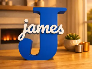 Inicial J con nombre James