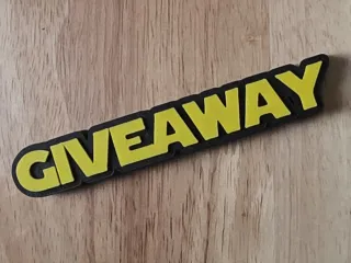 Desktop_Giveaway_Sign
