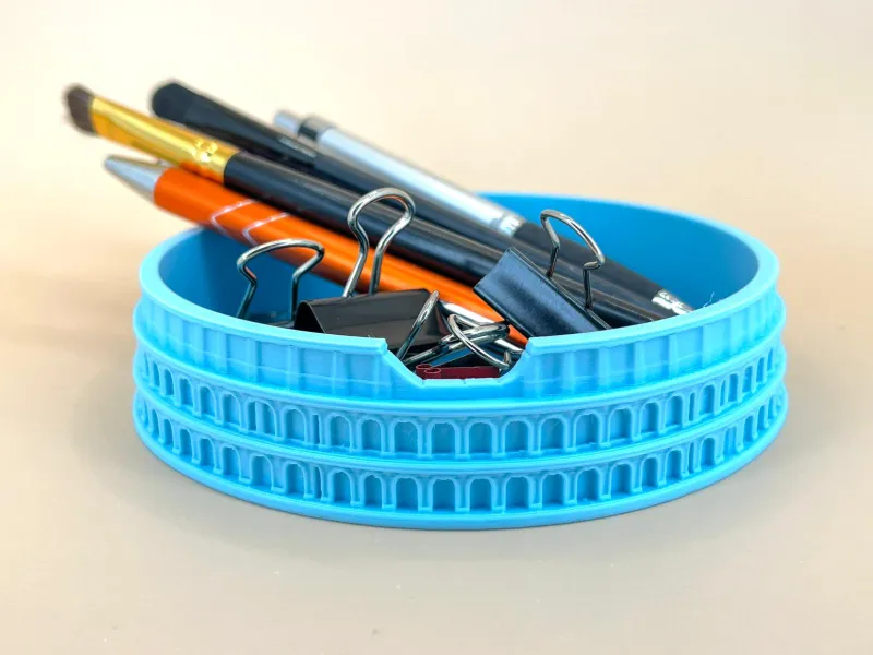 Colosseum table organizer tray