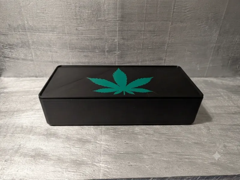 Cannabis Leaf Stash Box/Rolling Tray