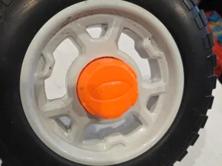 Center Cap for Scotts spreaders