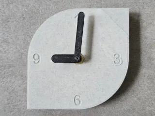 Table clock Kropla - MOKA Design