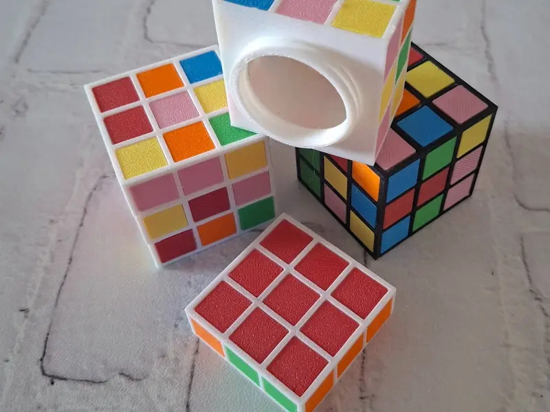 Scatola stile Cubo di Rubik