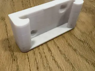 Simple door catcher