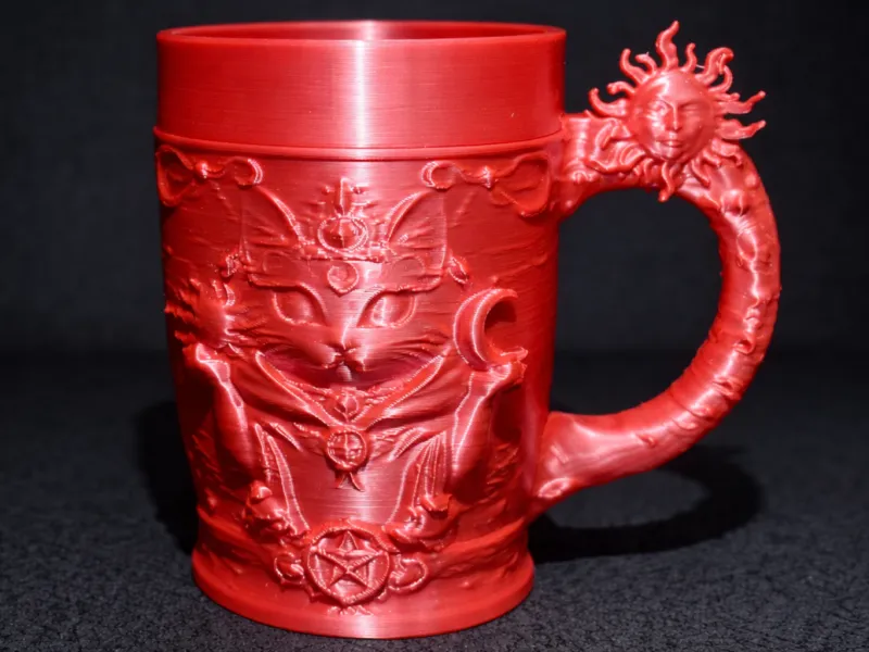 Copa Ritual de Gato con Sigilos de Pentagrama y Asa de Cara de Sol