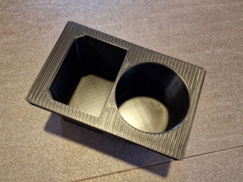 Cup holder for Dacia Bigster