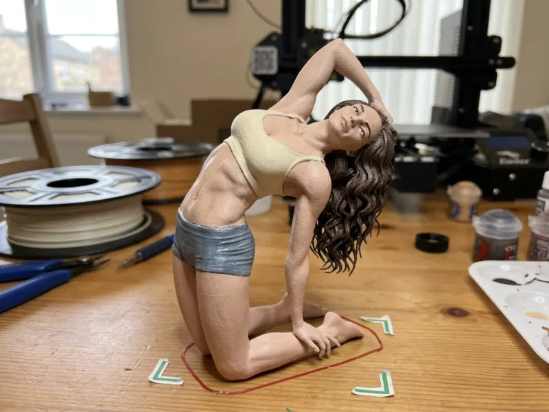 Betty Pose de Ioga Slut - Beleza Flexível