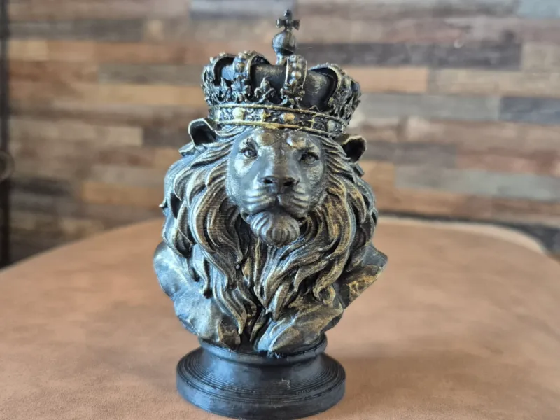 Royal Lion Bust Sculpture