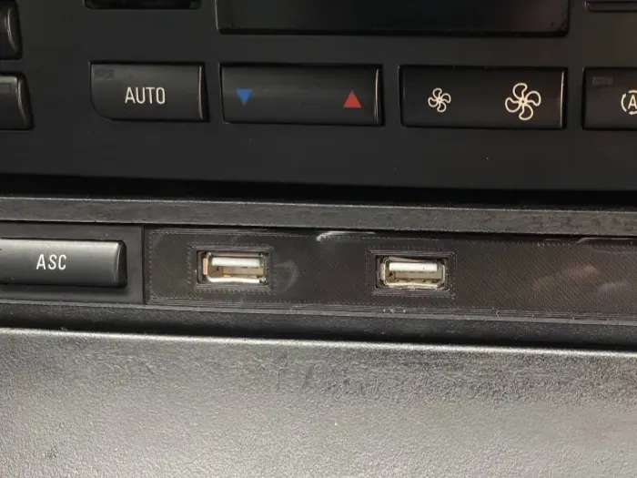 Supporto USB per BMW e46
